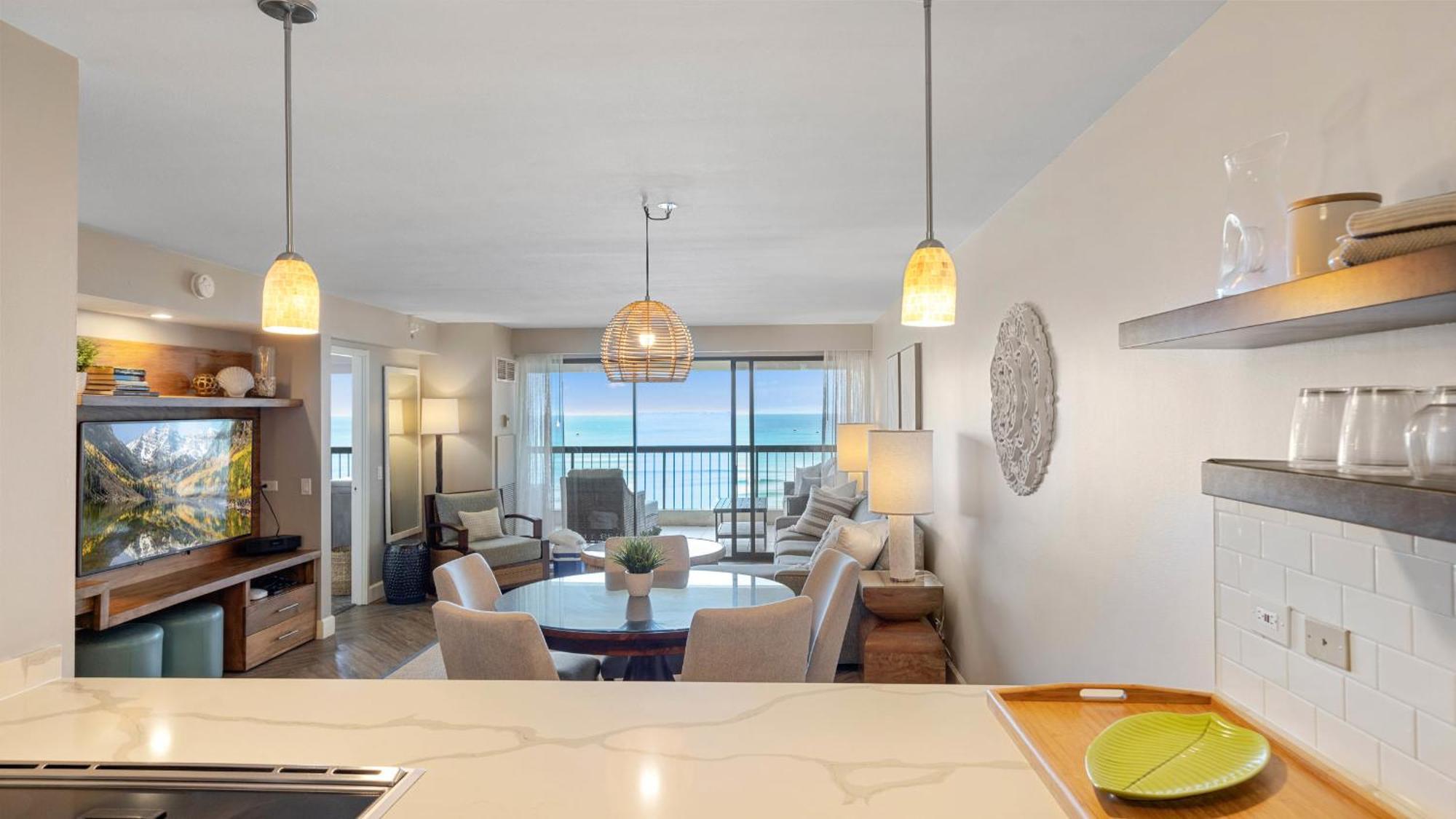 Luxury Oceanfront 2 Bedroom Apartment At Waikiki Beach Tower Honolulu Dış mekan fotoğraf