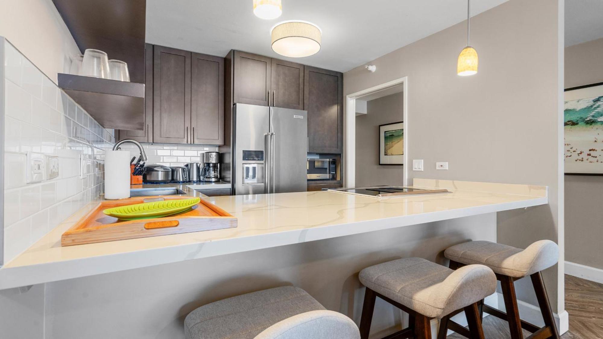 Luxury Oceanfront 2 Bedroom Apartment At Waikiki Beach Tower Honolulu Dış mekan fotoğraf