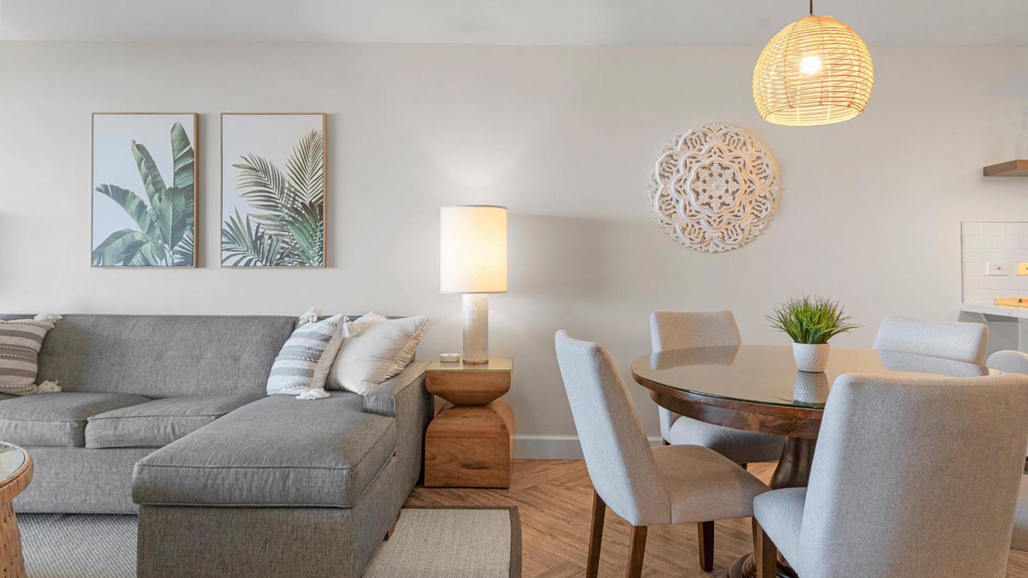 Luxury Oceanfront 2 Bedroom Apartment At Waikiki Beach Tower Honolulu Dış mekan fotoğraf
